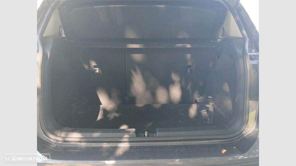 Volkswagen T-Cross 1.0 TSI Life — fotografia 16