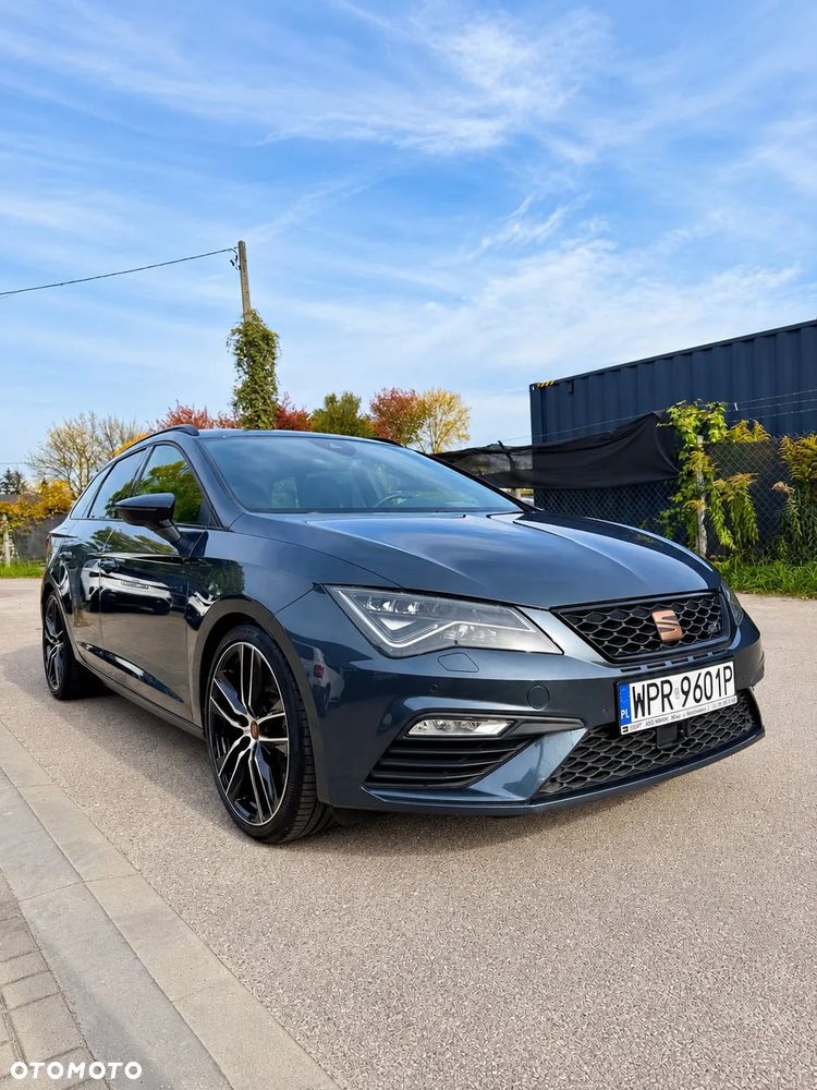 Seat Leon 2020 photo 2