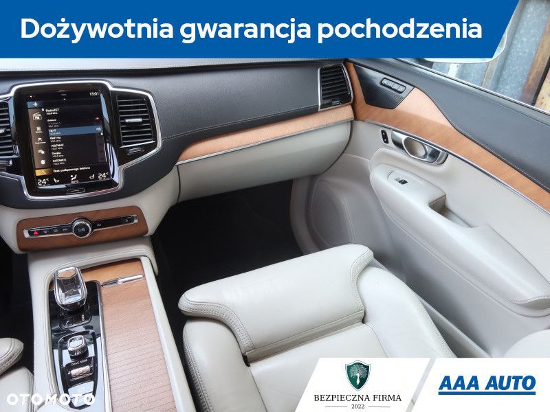 Volvo XC 90 - 10