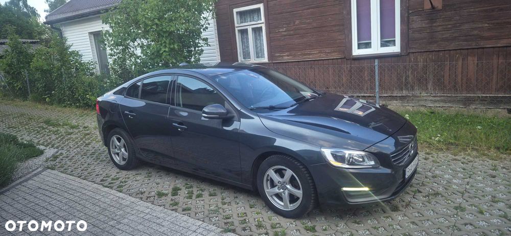 Volvo S60 - 1
