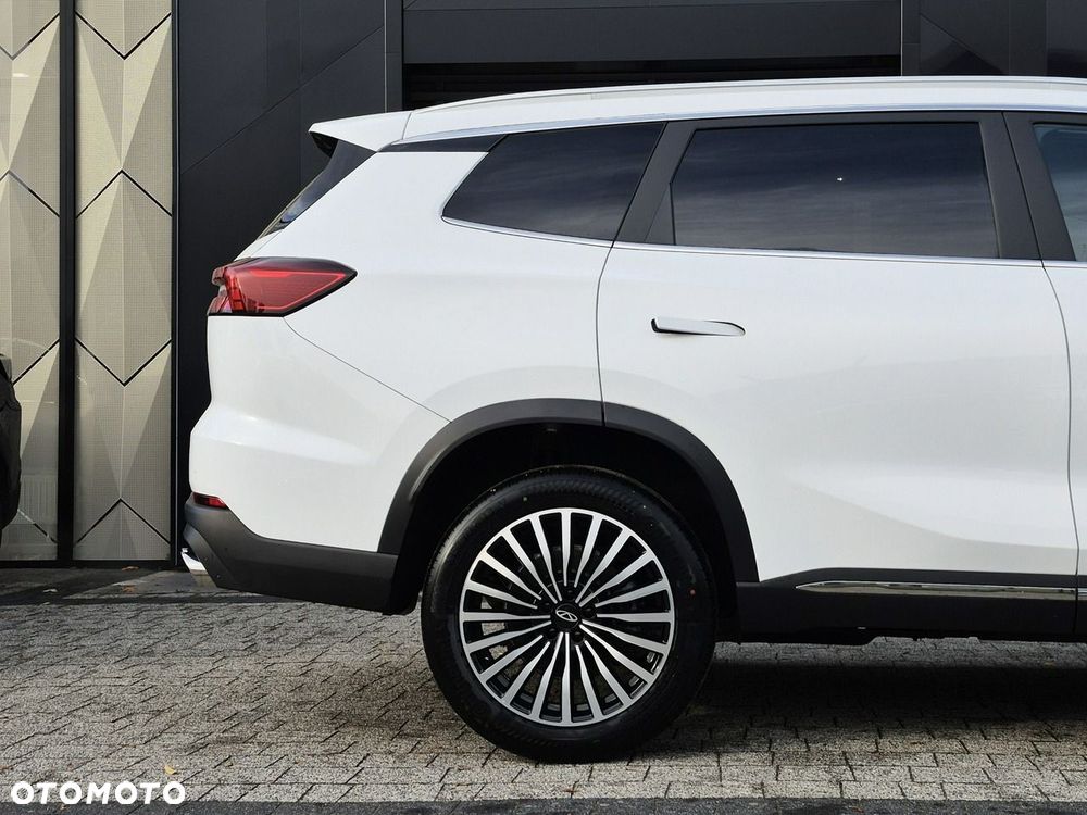 Chery Tiggo 8 - 8