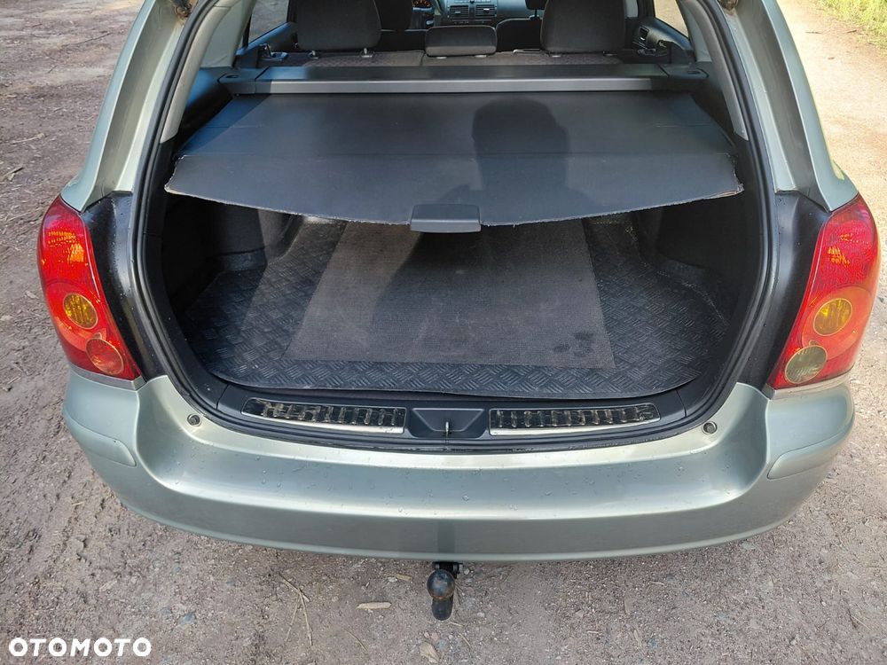Toyota Avensis 1.8 VVT-i Sol - 6
