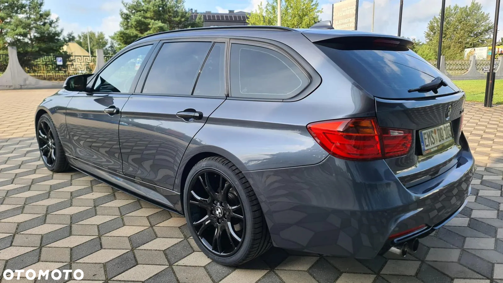 BMW Seria 3 328i - 5