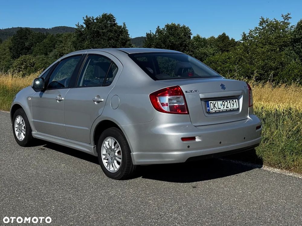 Suzuki SX4 1.6 GS/Premium - 3