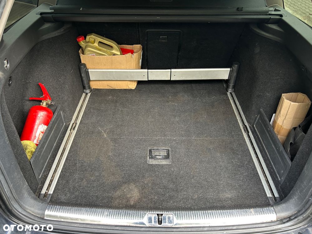 Volkswagen Passat 2.0 TDI DPF Highline DSG - 27