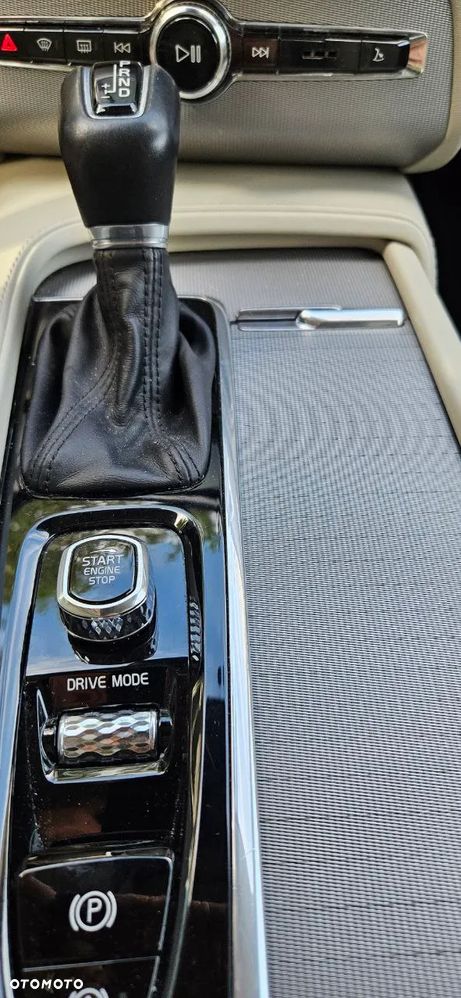 Volvo XC 90 D5 AWD Inscription - 24