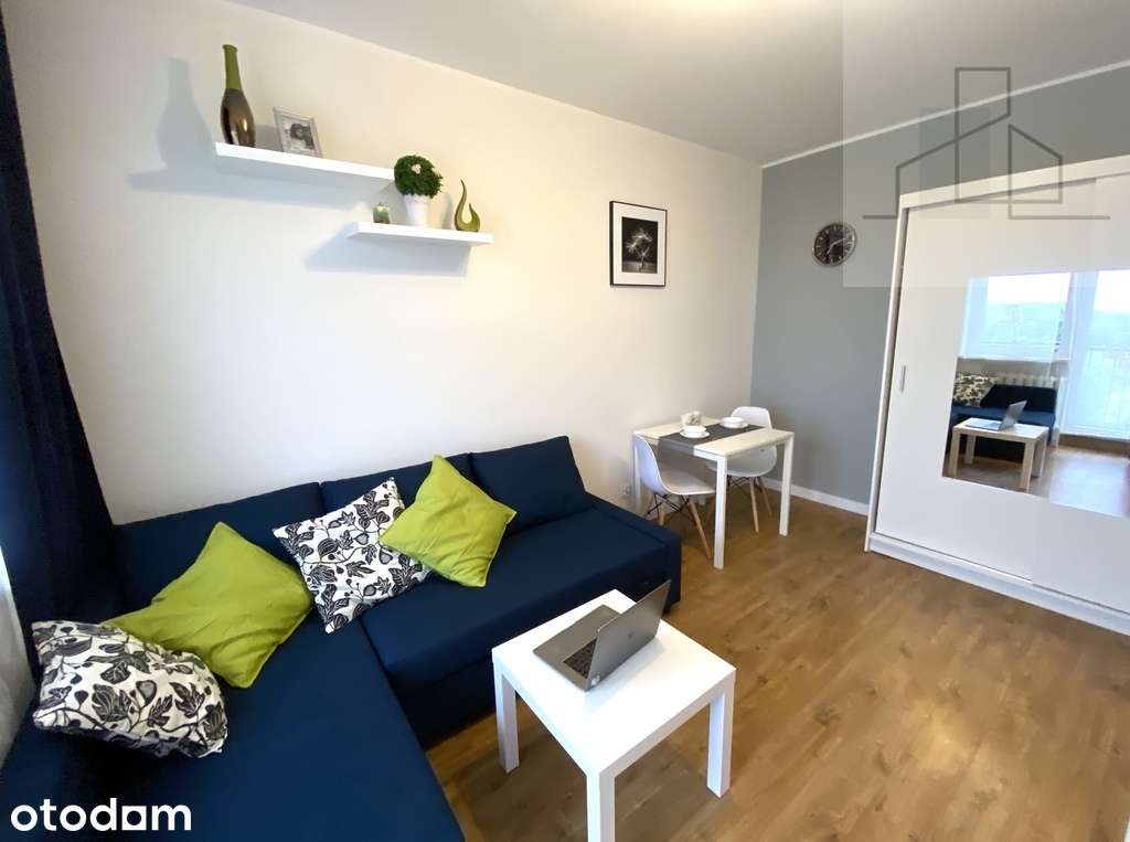 Mieszkanie z pięknym widokiem/ balkon/ komórka lok