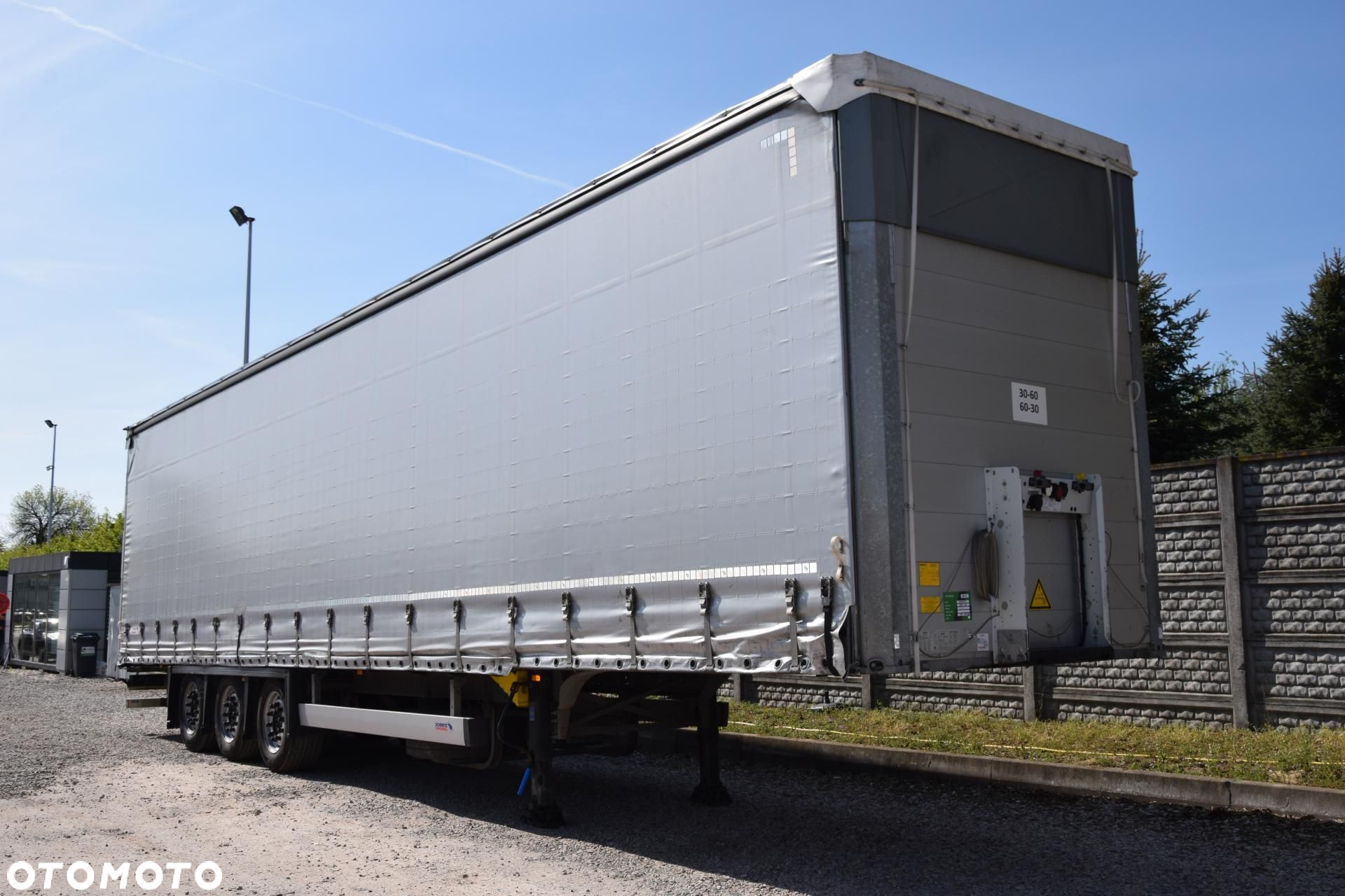 Schmitz Cargobull SCS24/L Varios - 3