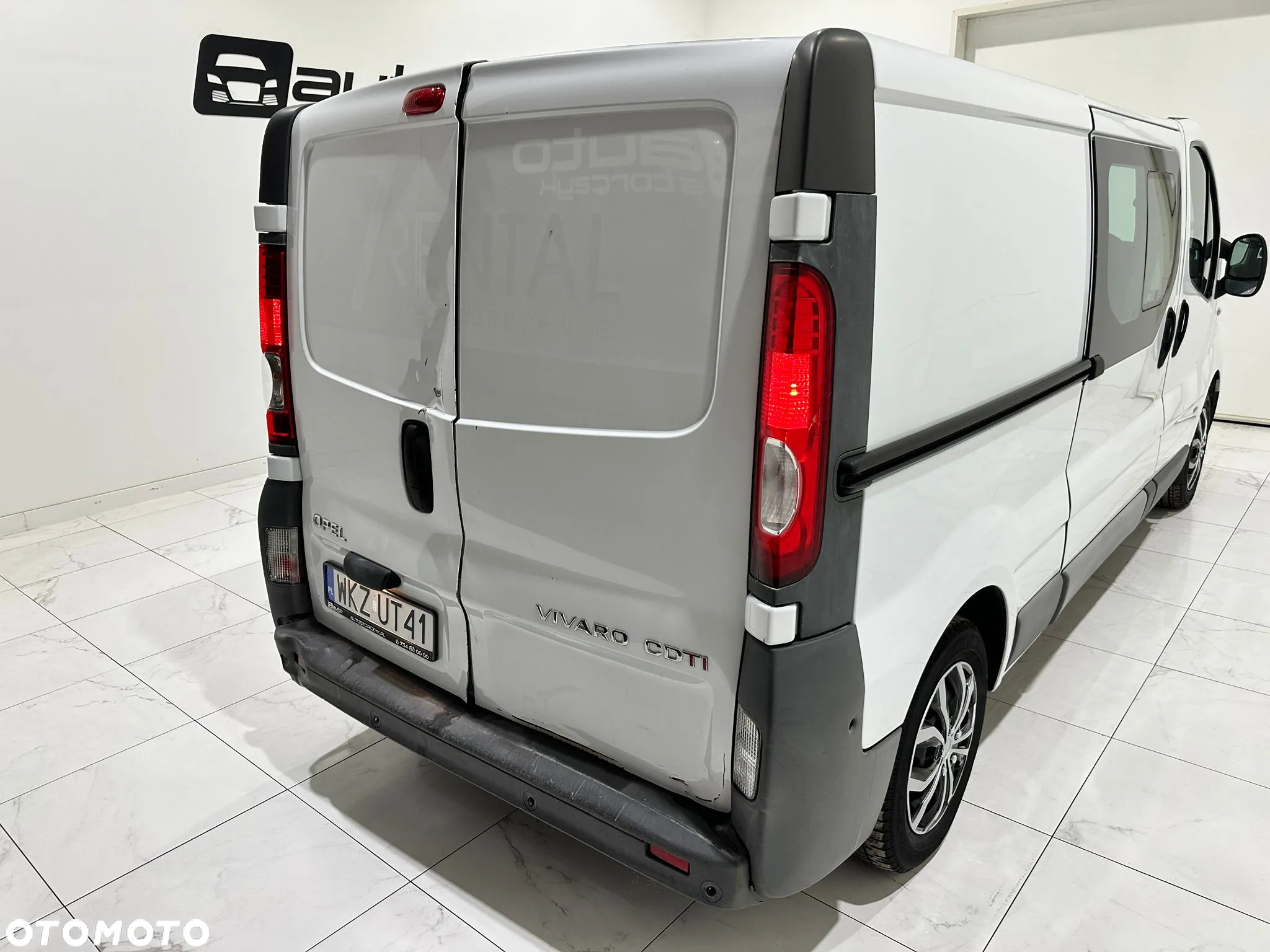 Opel VIVARO - 13