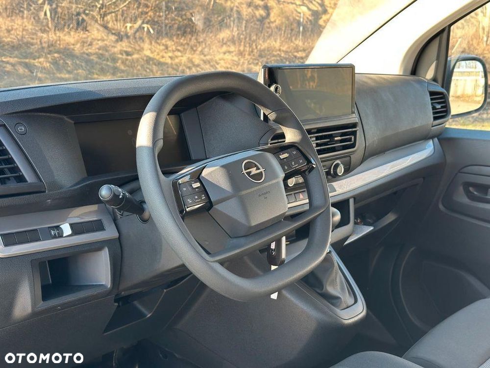 Opel Vivaro Furgon L2 150KM M6 - 9