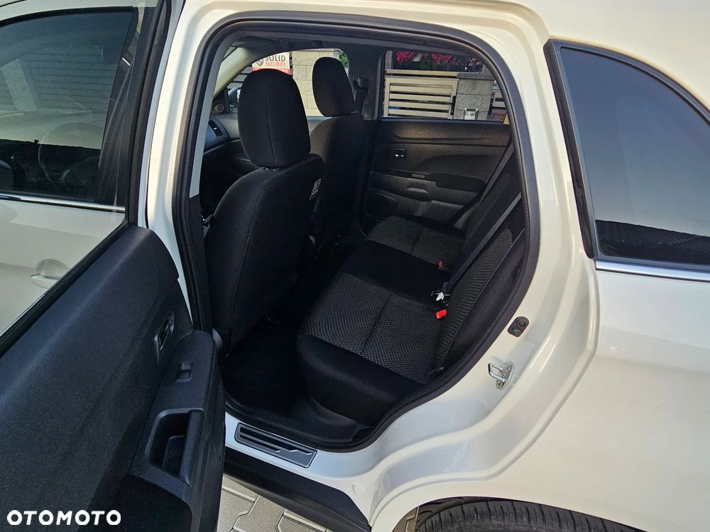 Mitsubishi ASX 1.6 Invite - 15