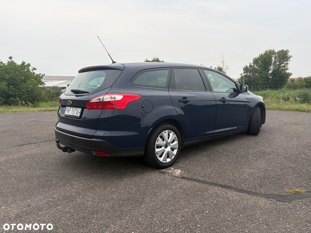 Ford Focus 1.6 TDCi Ambiente Start - 6