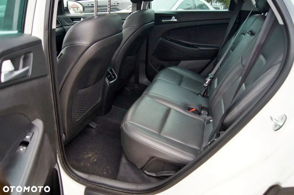 Hyundai Tucson blue 1.7 CRDi 2WD DCT Premium - 10