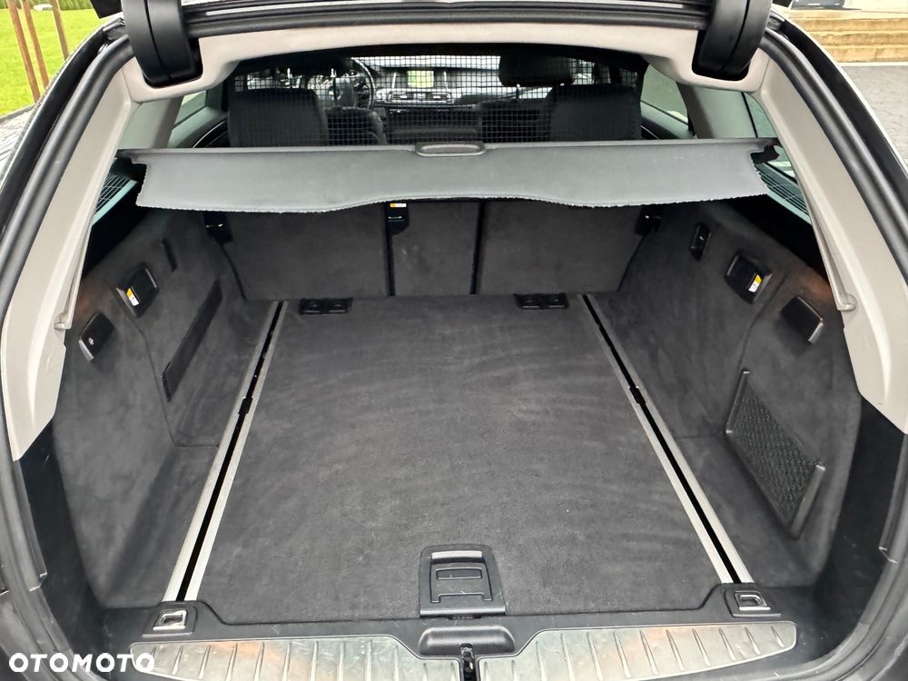 BMW Seria 5 520d xDrive Luxury Line - 26