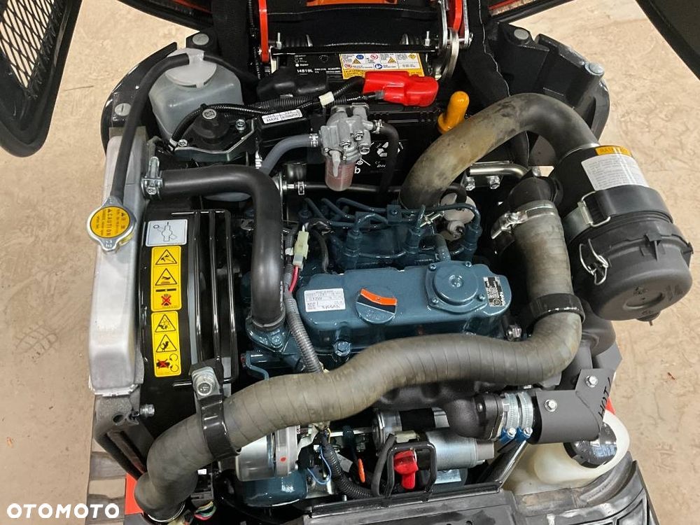Kubota u10-5 - 9