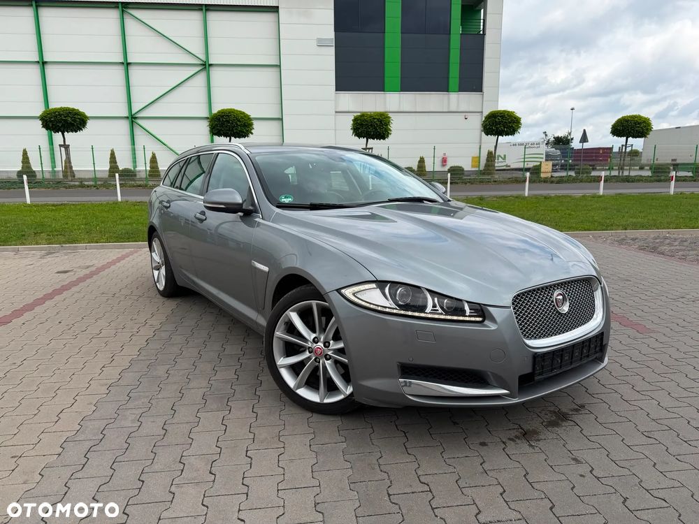 Jaguar XF 3.0 V6 D Premium Luxury - 1