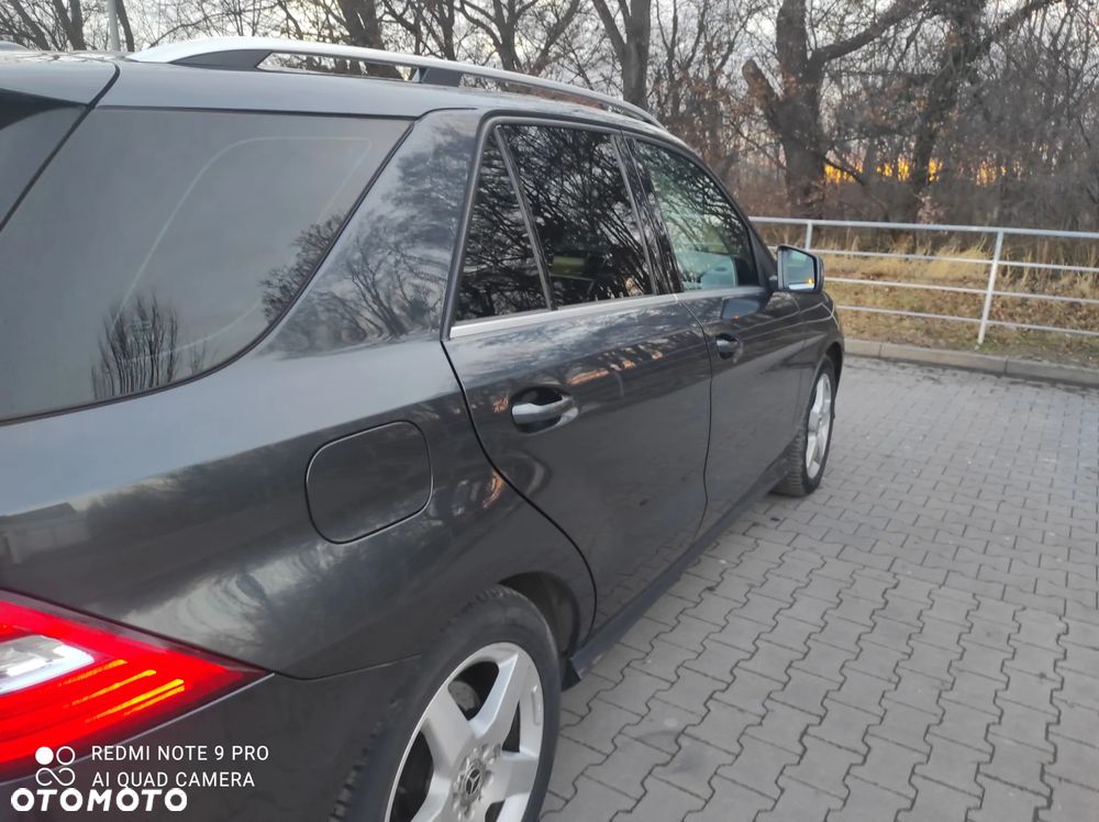 Mercedes-Benz ML 350 BlueTEC 4-Matic - 11