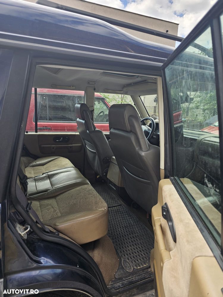 Land Rover Discovery - 16