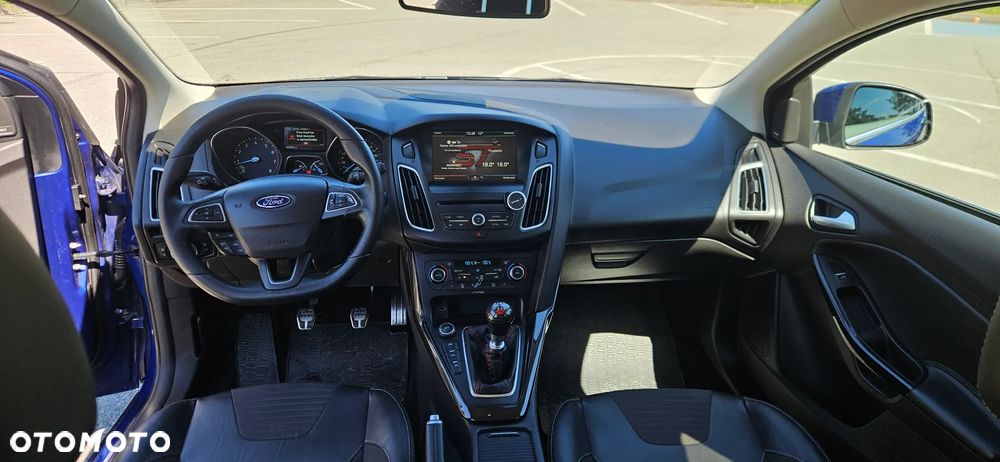 Ford Focus 1.5 EcoBoost ST-Line ASS - 5