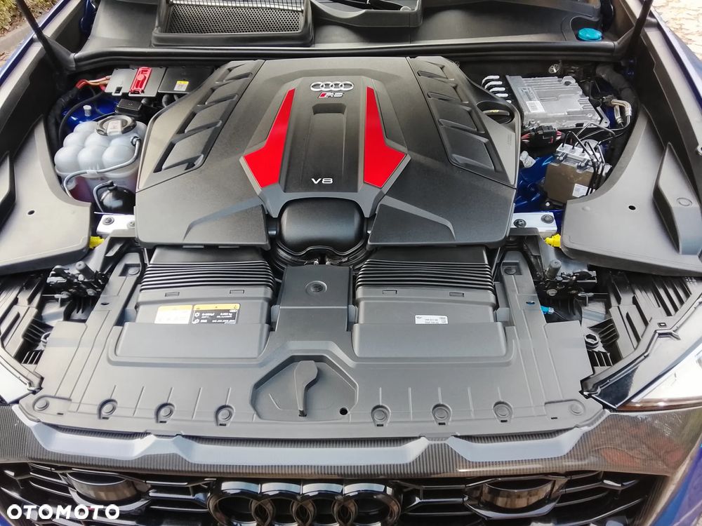 Audi RS Q8 - 30