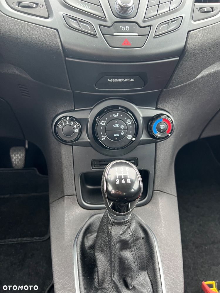 Ford Fiesta - 13
