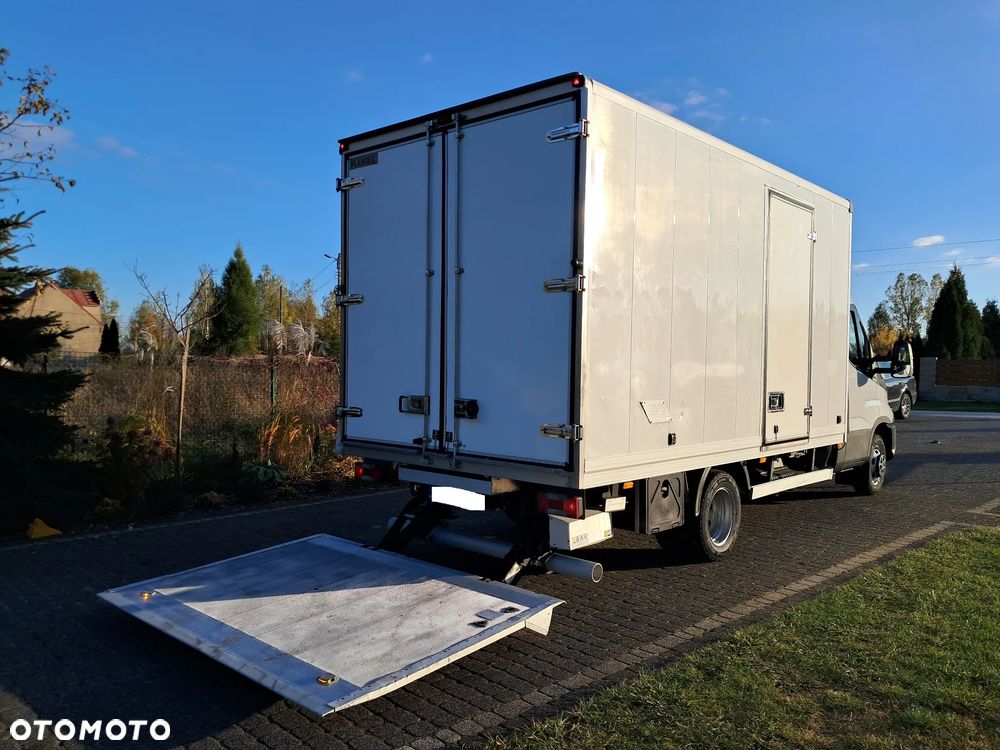 Iveco 50C15 KONTENER + WINDA 8-palet Salon Polska - 18