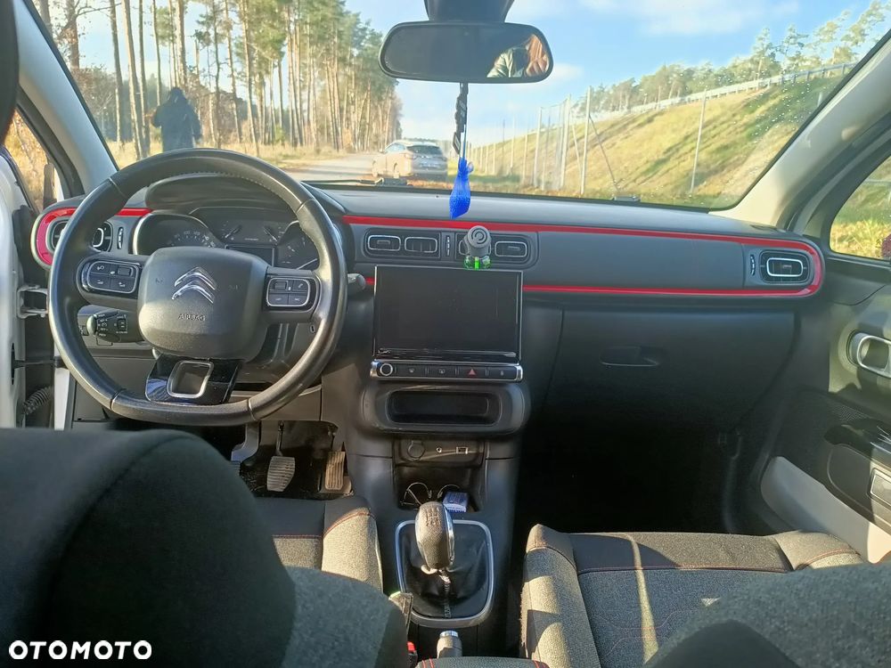 Citroën C3 1.2 PureTech Shine S&S - 7