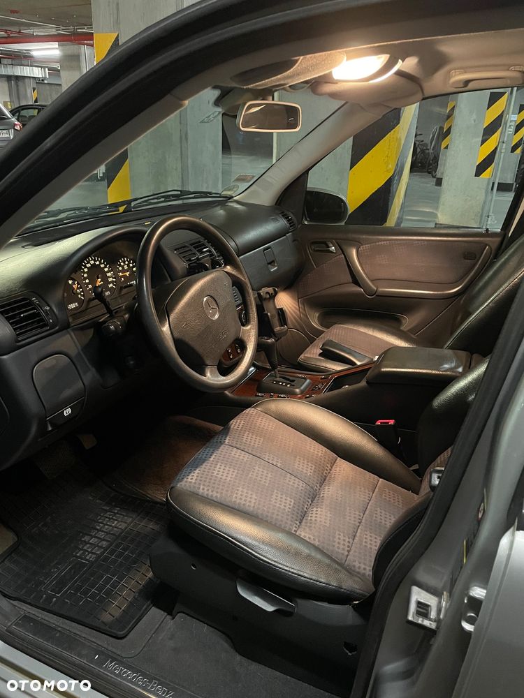 Mercedes-Benz ML 350 - 9