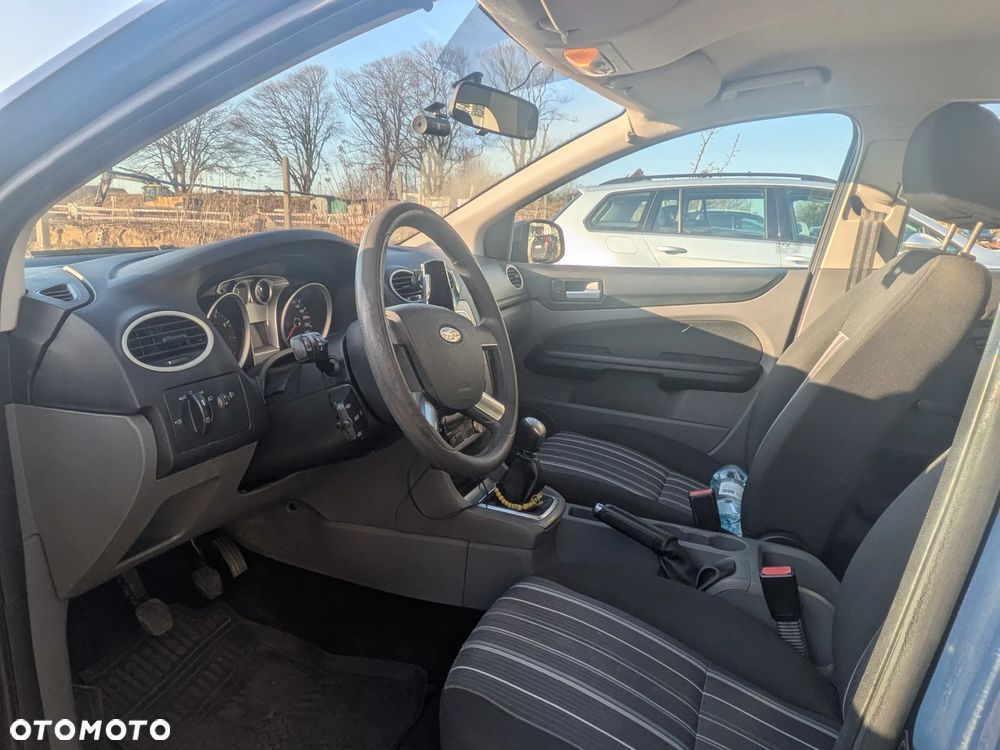 Ford Focus 1.6 Trend EU5 - 7