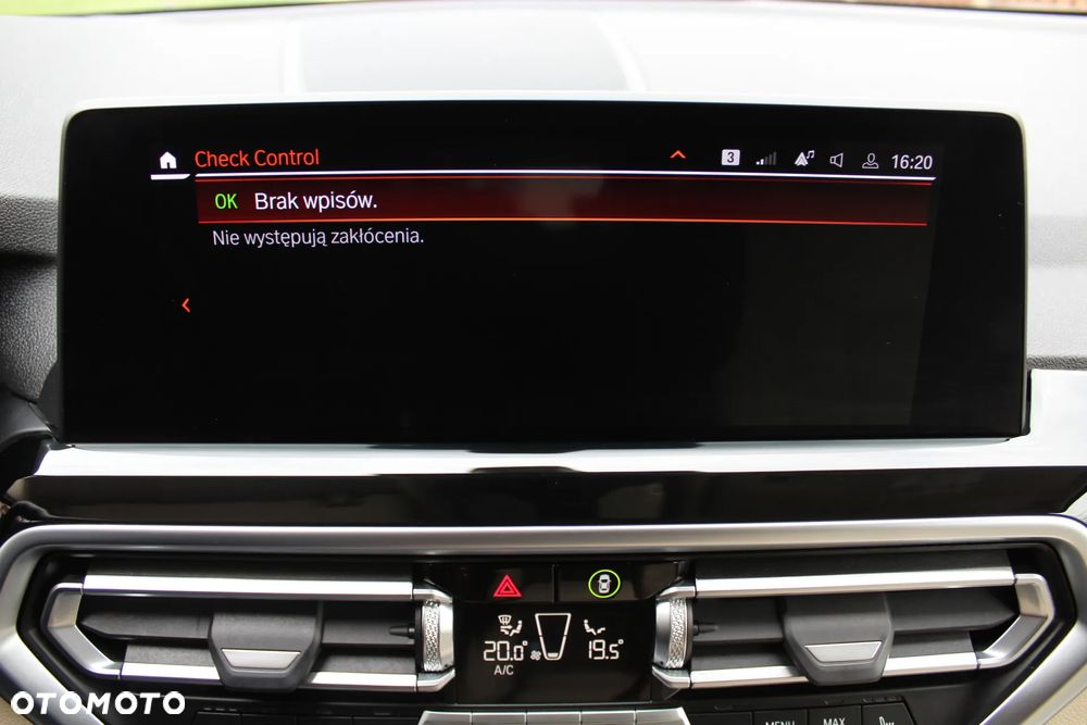 BMW X3 xDrive20i - 27