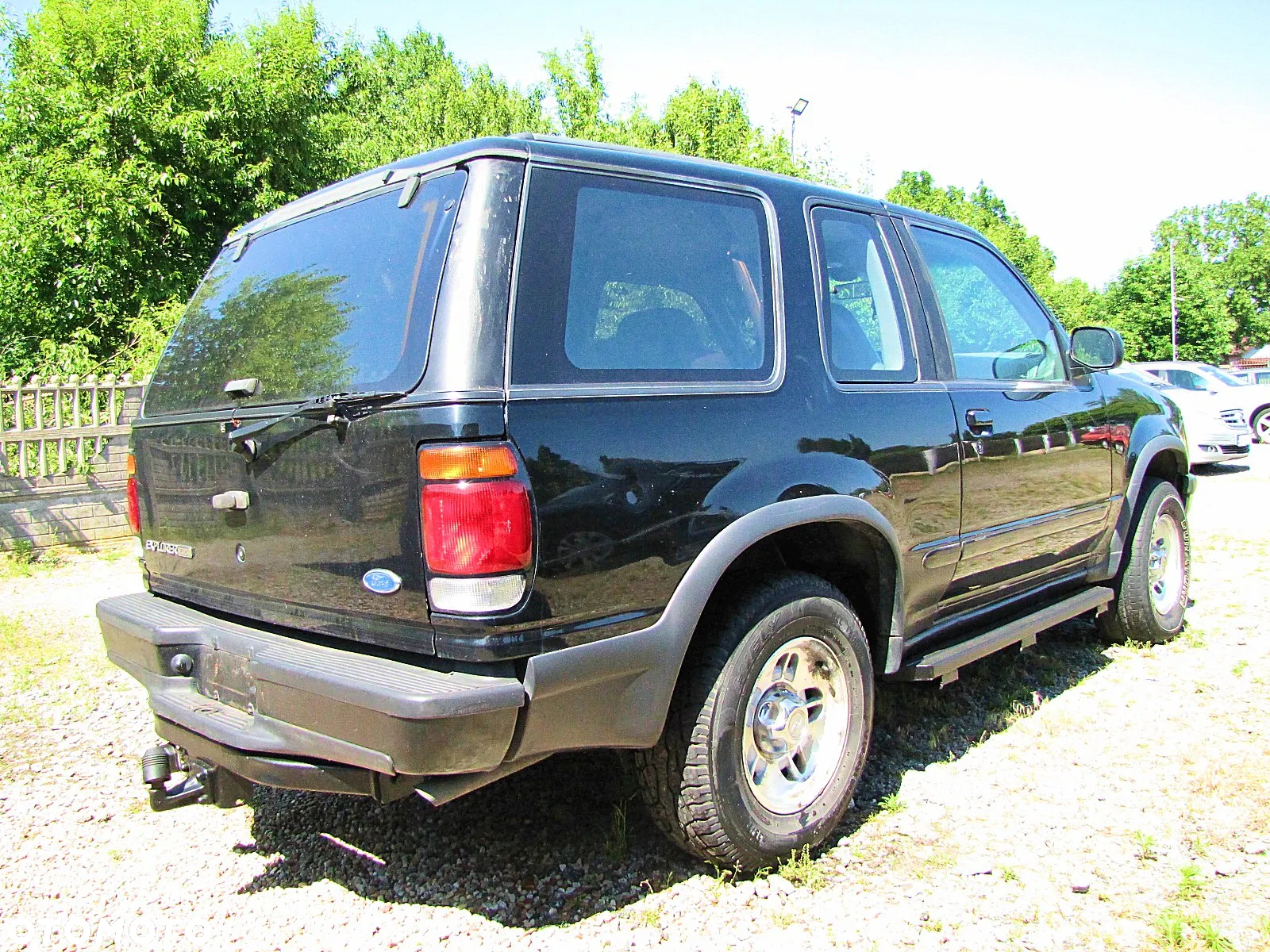 Ford Explorer - 7