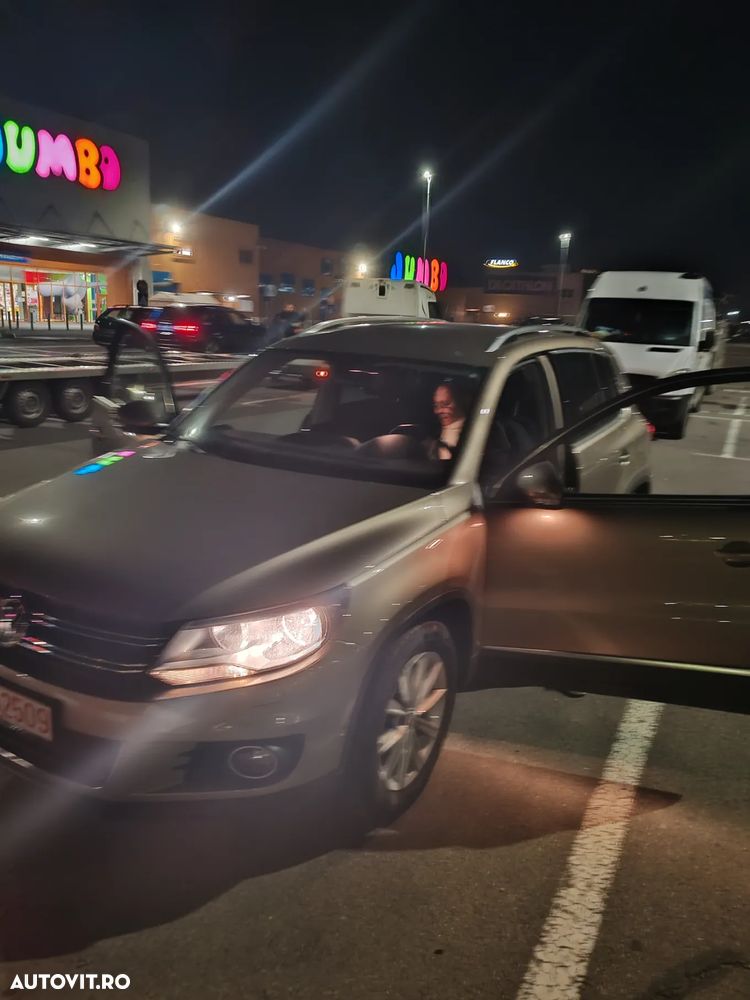 Volkswagen Tiguan ver-1-5-tsi-opf-dsg-urban-sport - 11