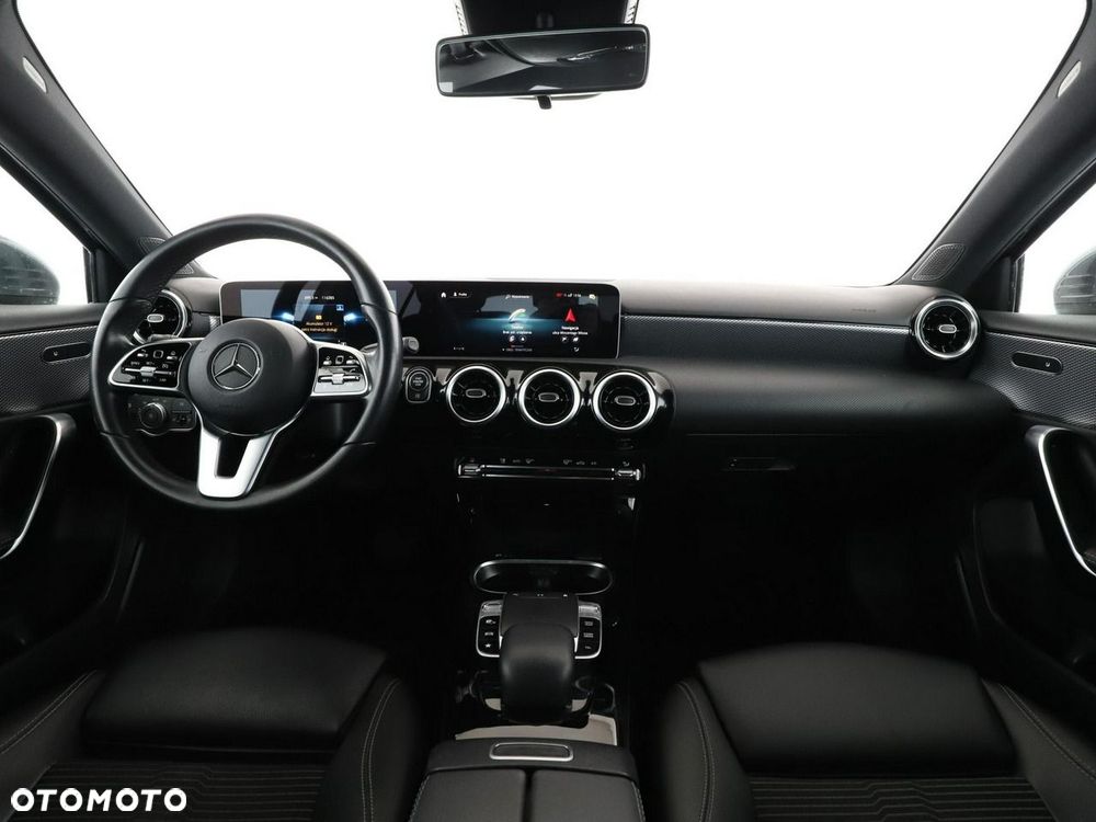 Mercedes-Benz Klasa A 200 7G-DCT - 16