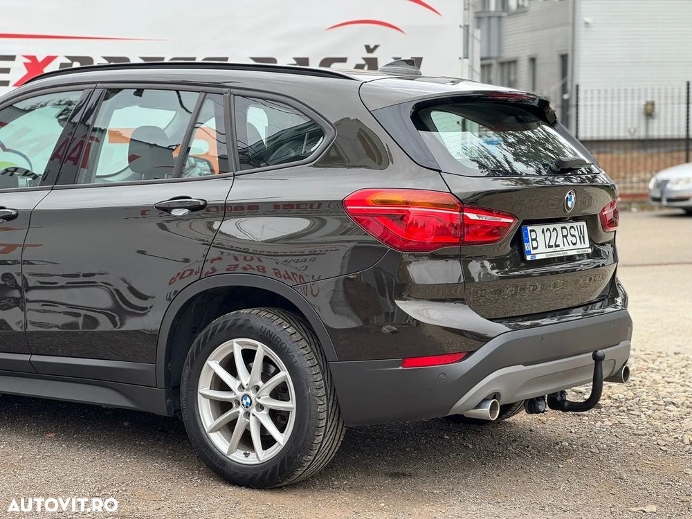 BMW X1 sDrive18d - 23