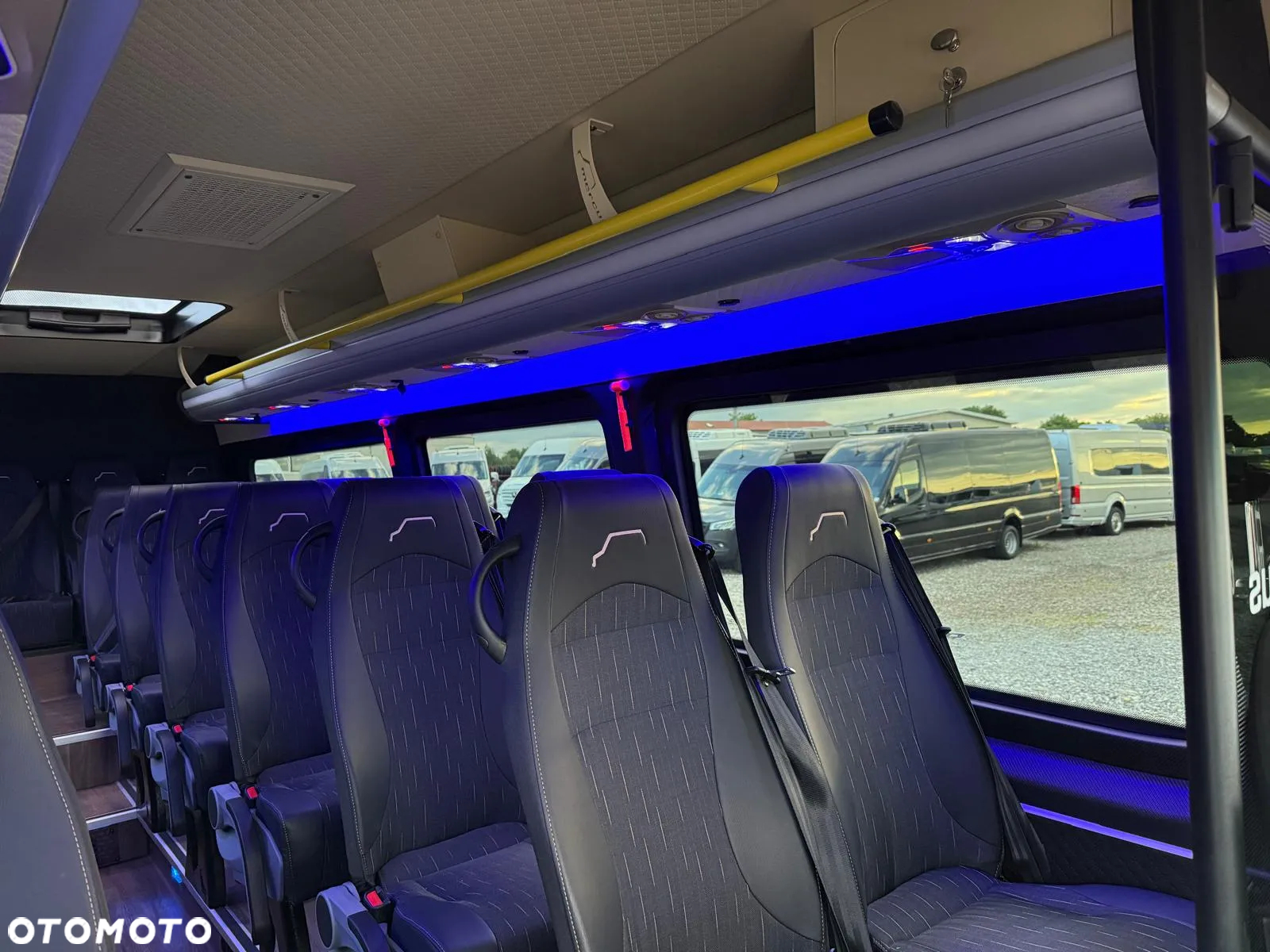 Mercedes-Benz Sprinter 519 - 17