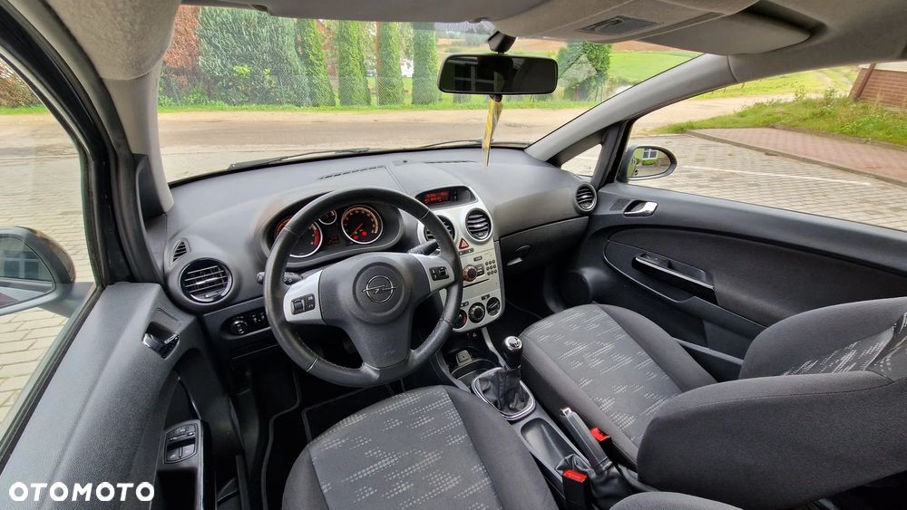Opel Corsa - 29