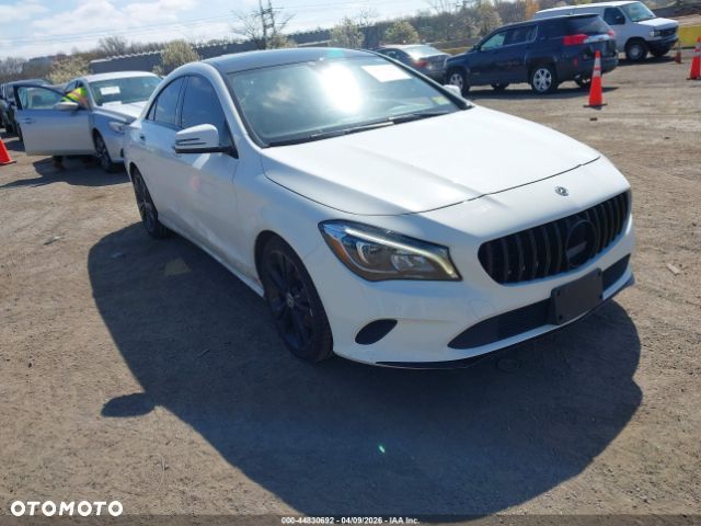 Mercedes-Benz CLA 250 7G-DCT Progressive