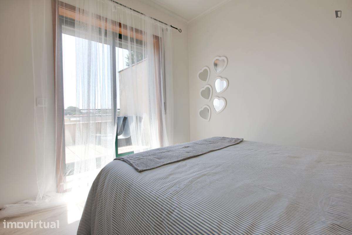 Apartamento com 1 quartos - localizado em Ramalde Porto - Grande imagem: 4/23