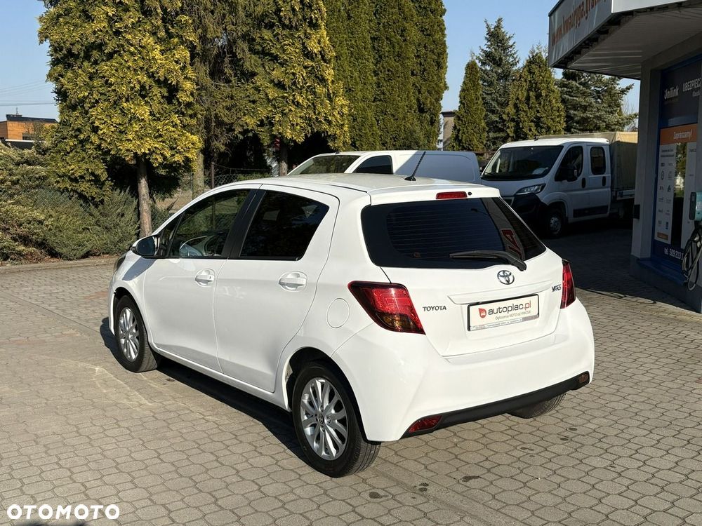Toyota Yaris - 8