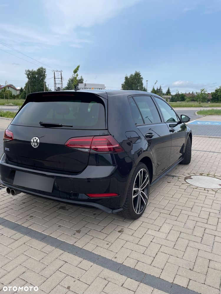 Volkswagen Golf - 3