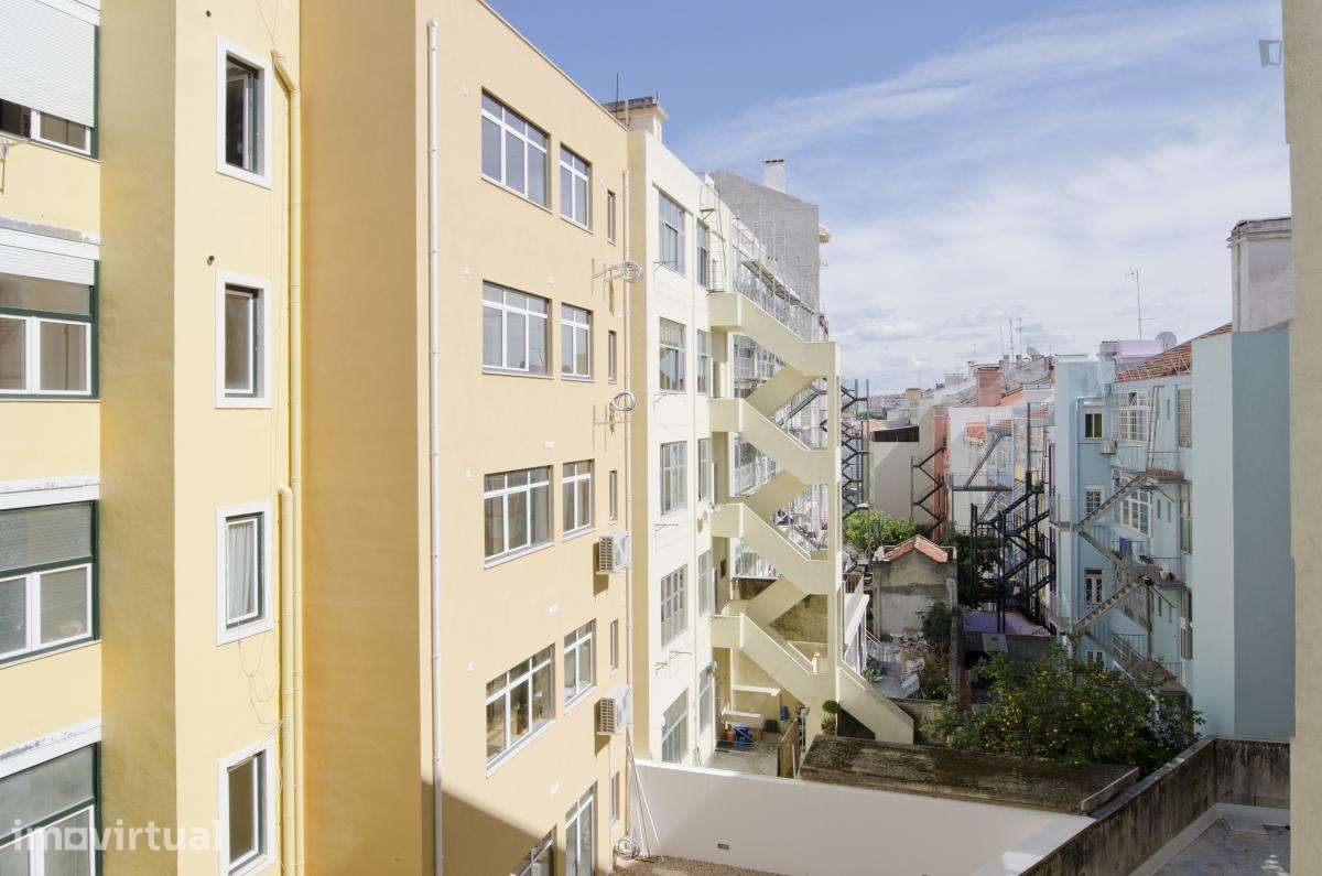 Quarto - localizado em Arroios Lisbon - Grande imagem: 3/19