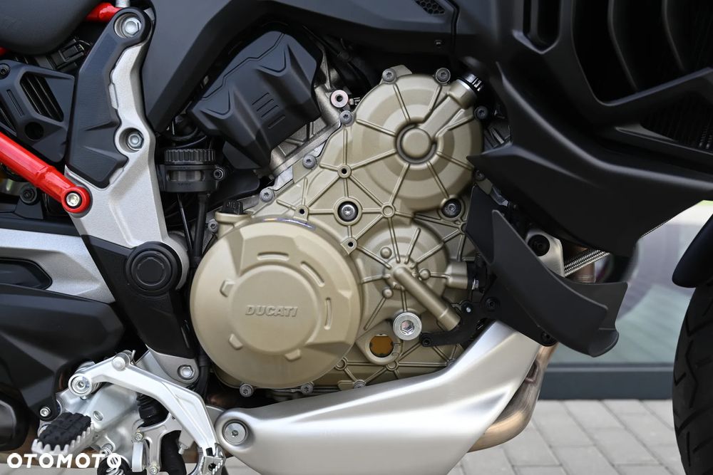 Ducati Multistrada - 10