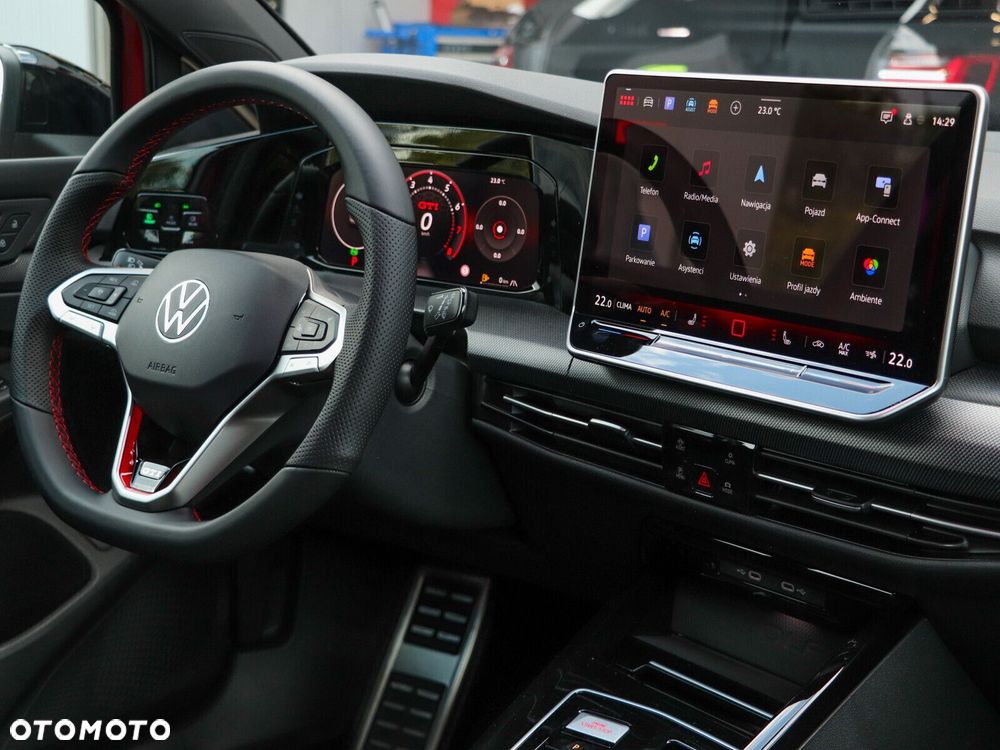 Volkswagen Golf - 17