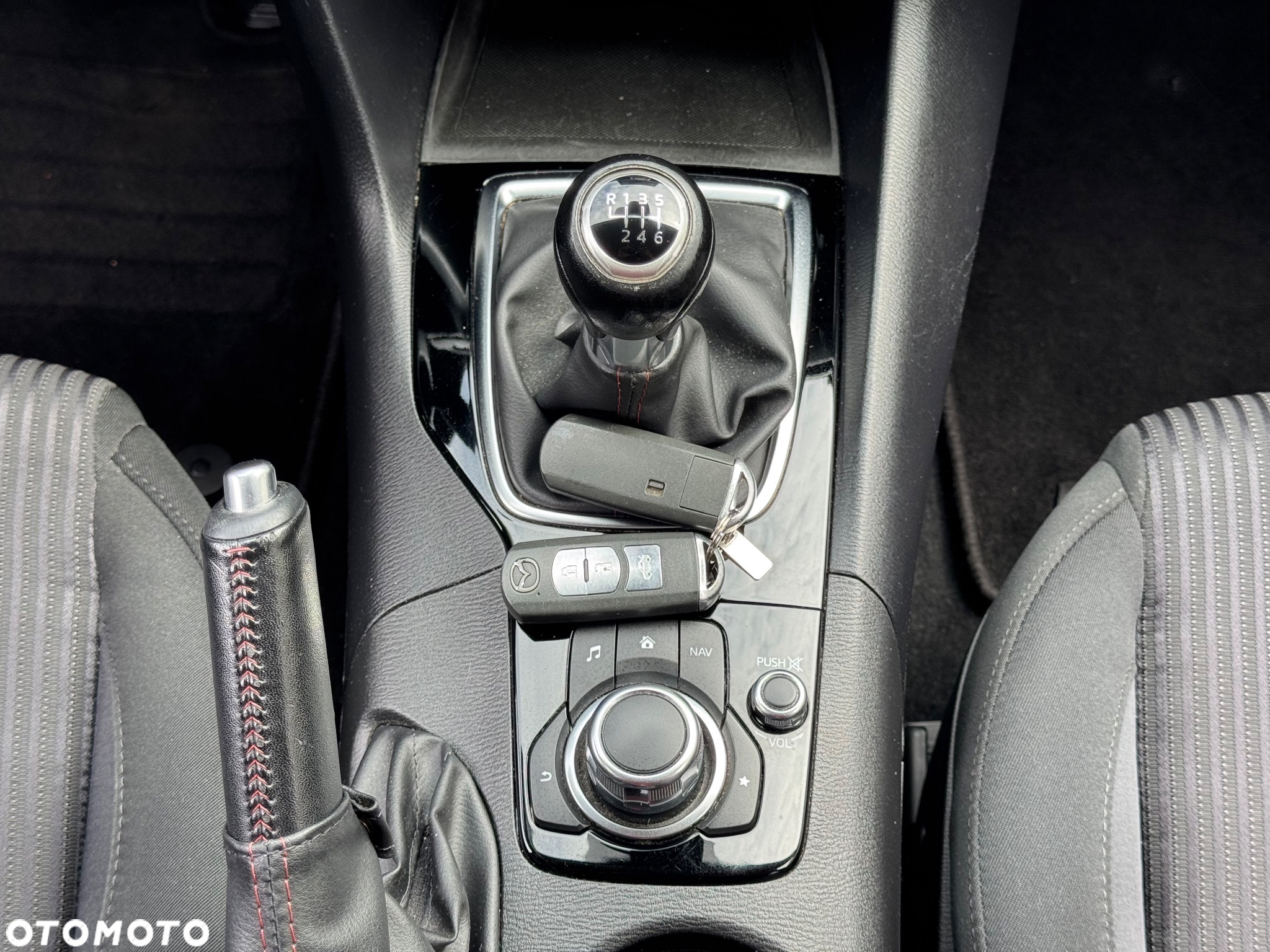 Mazda 3 SKYACTIV-G 120 Signature+ - 21