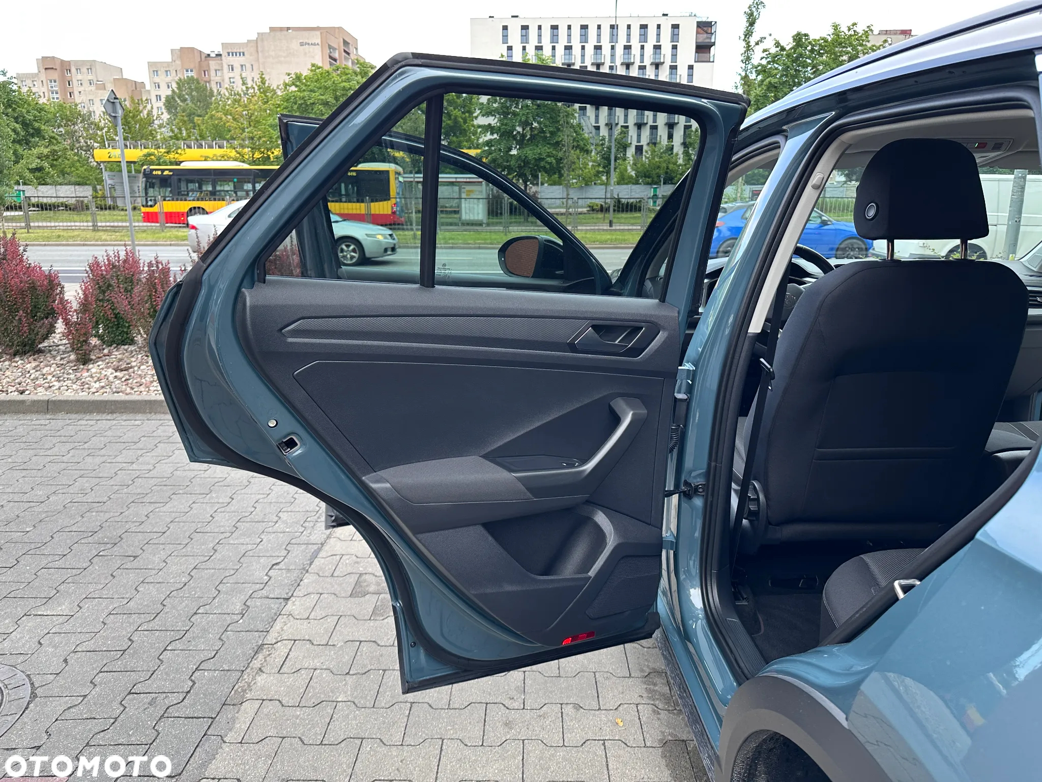 Volkswagen T-Roc 1.5 TSI Life DSG - 12