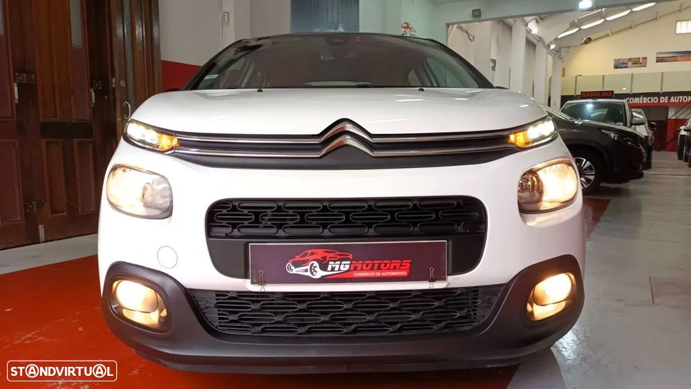 Citroën C3 1.2 PureTech Shine - 18