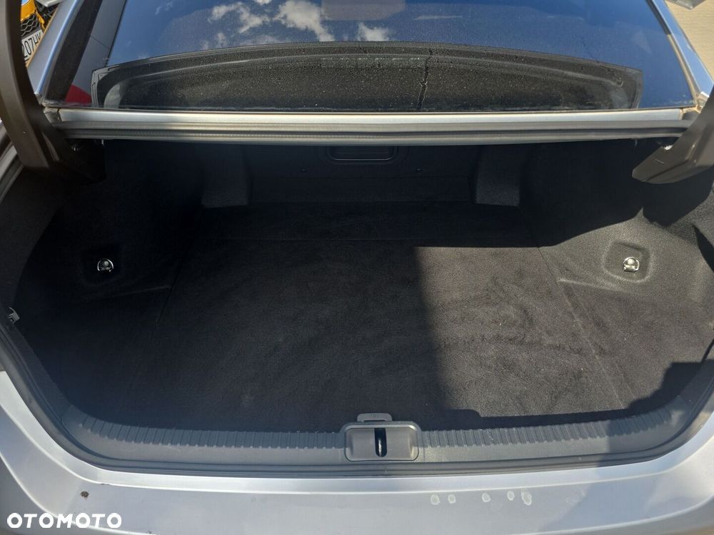 Lexus ES 300h Business Edition - 20