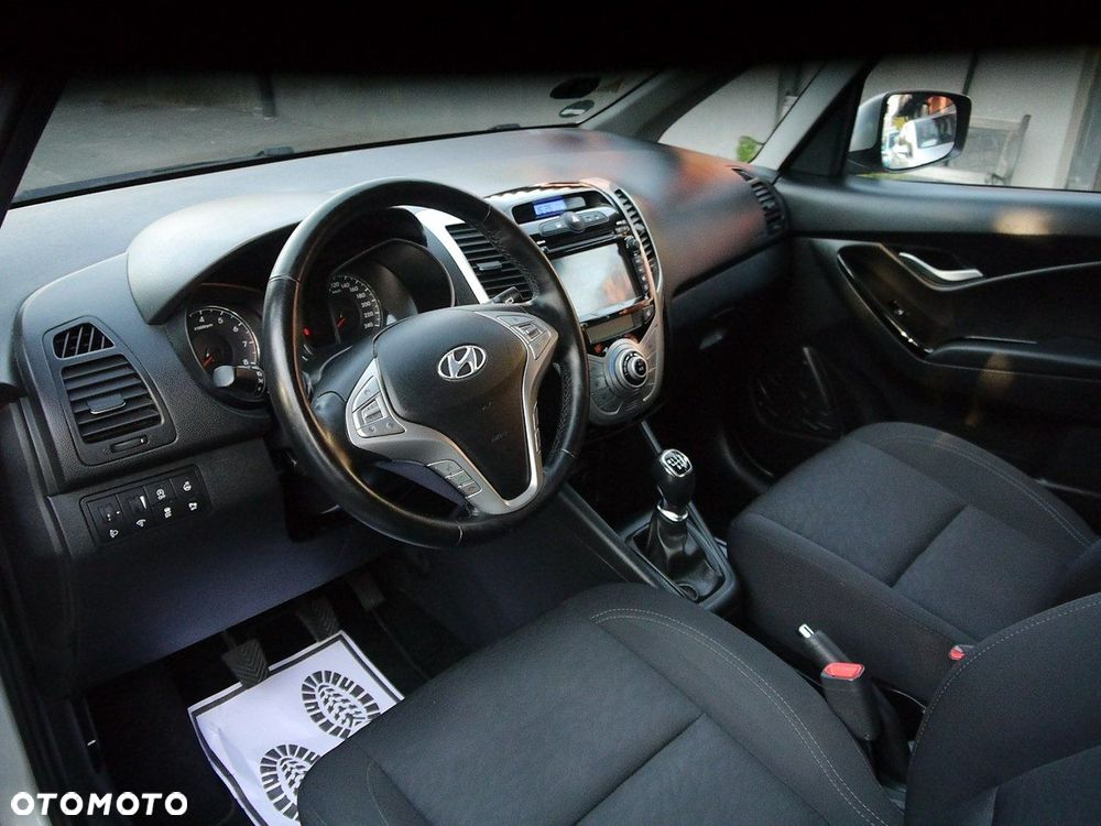 Hyundai ix20 1.6 Premium - 30