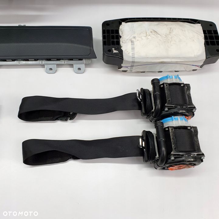 MERCEDES W117 CLA KONSOLA PODUSZKI AIRBAG PASY - 8