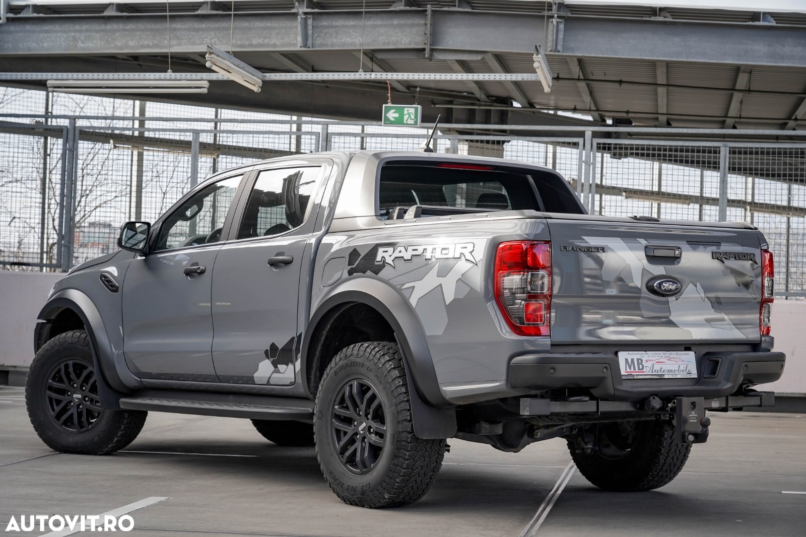 Ford Raptor - 5